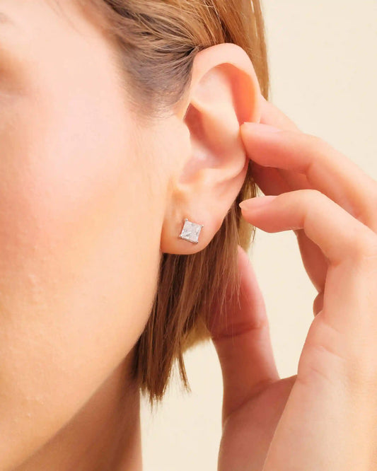Women's Princess Cut Stud Earrings 5mm
